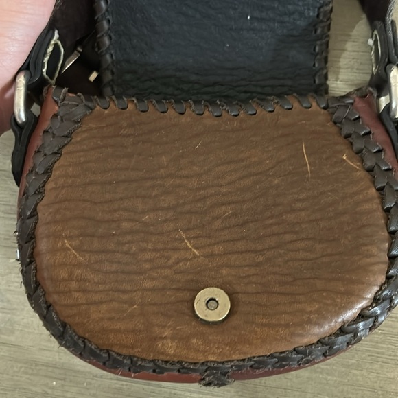 Floral Leather Crossbody Bag - Picture 9 of 11